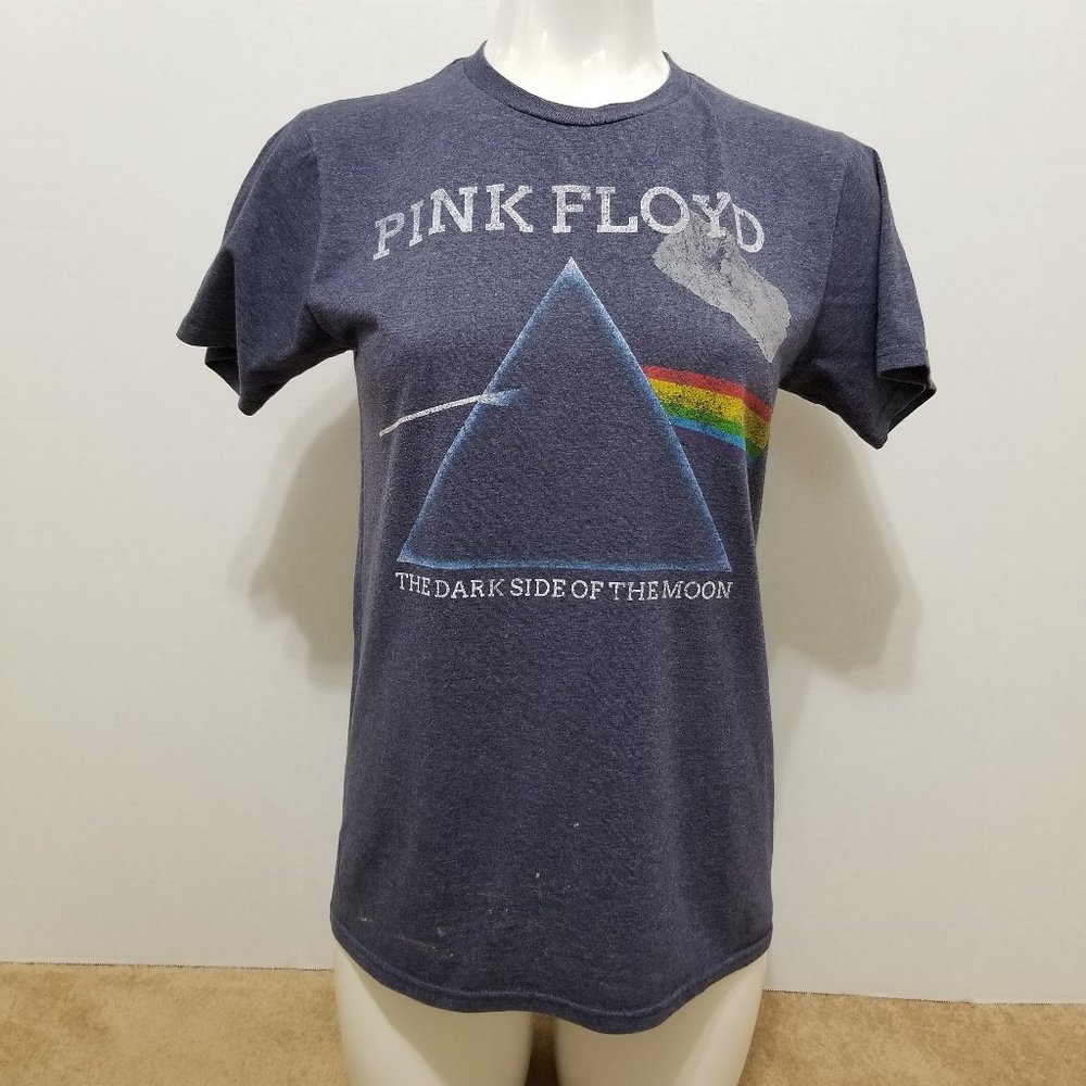 Pink Floyd shirt Medium The Dark Side Of The Moon prism logo graphic band merch